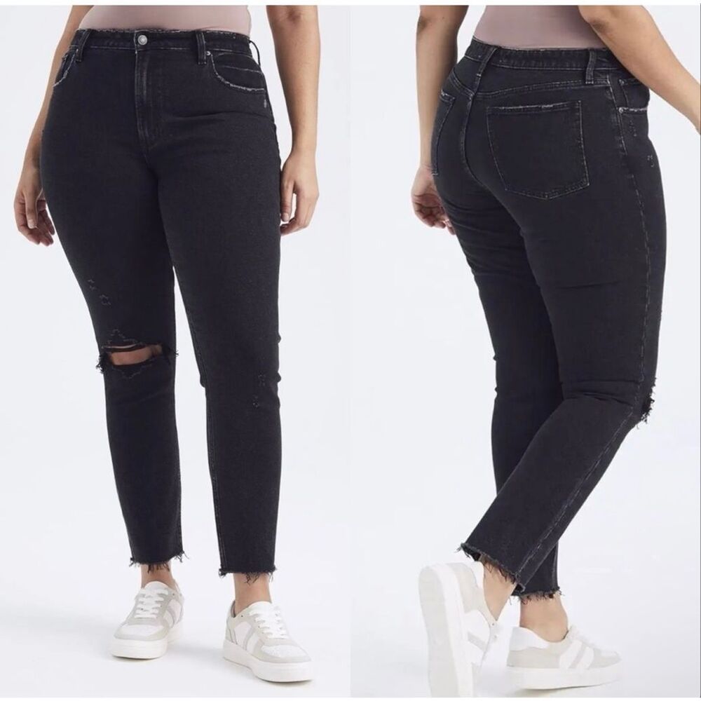 Abercrombie & Fitch Black Skinny Jeans with Distressed Knee